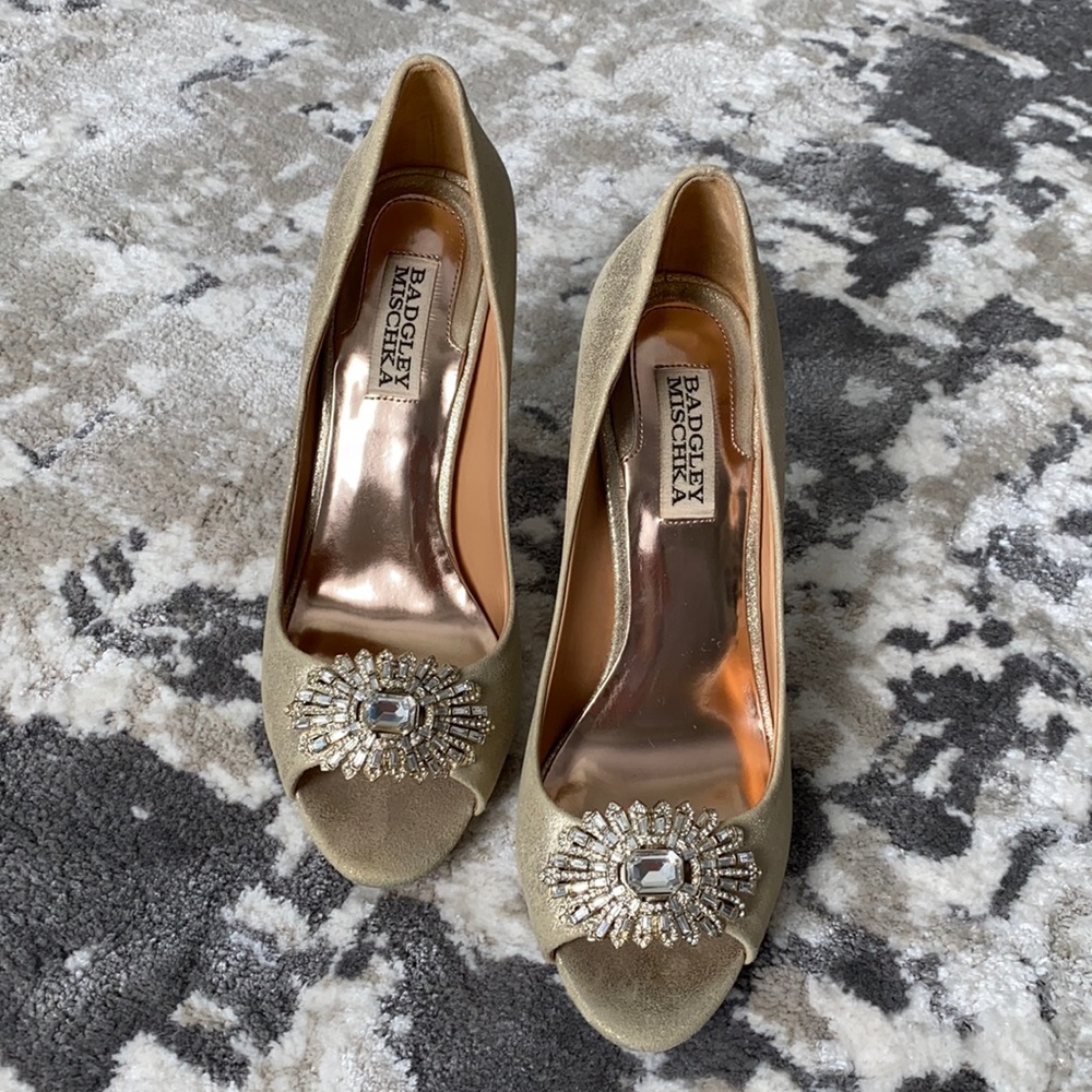 Badgley Mischka Hollie Peep Toe, 7M, Used Once